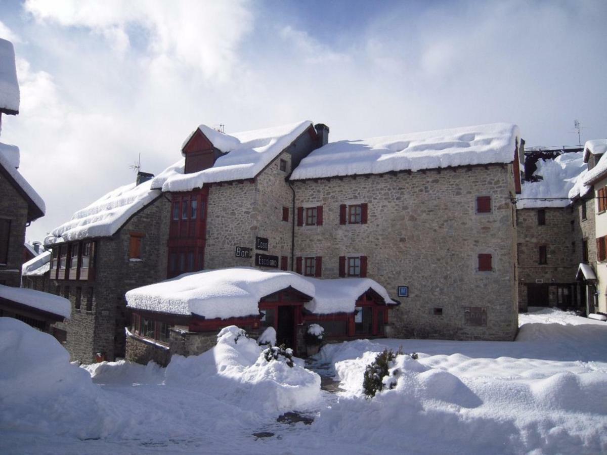 Edif. La Corona El Pueyo de Jaca Exterior photo
